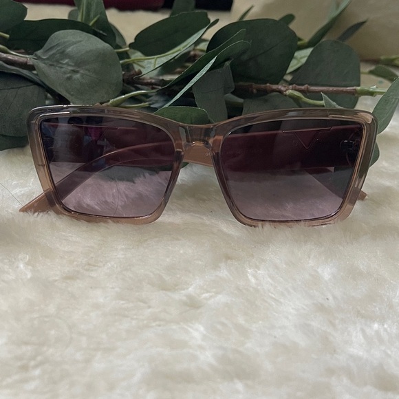 Guess Rose-Tinted Square Sunglasses main image 5
